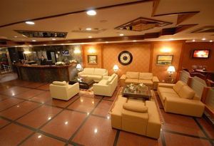 Crystal Hotel Nova Plaza 8